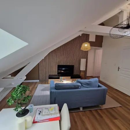 L'intendance - Hypercentre - Chic - Proche Thermes & Parcs شقة فيشي